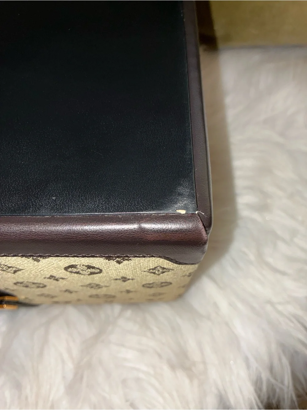 Wolf Design private label 2005 jewelry box with travel box.